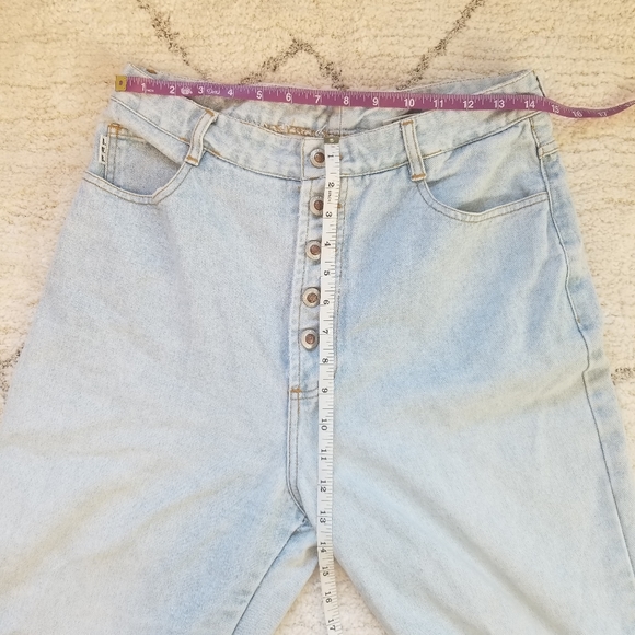 Vintage B.W.B light wash high waist denim Jeans - Picture 6 of 10